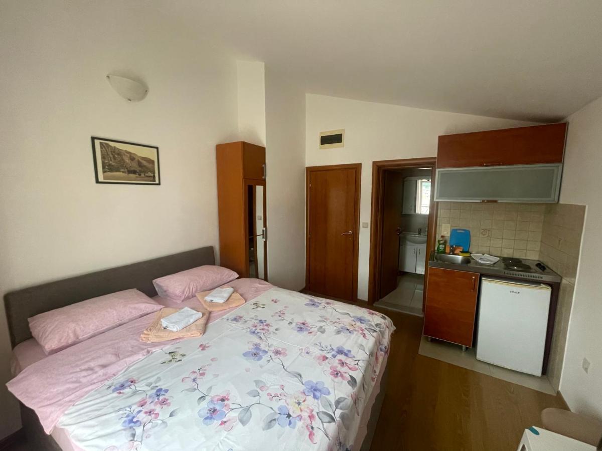 Apartments Manojlovic Budva Exterior foto