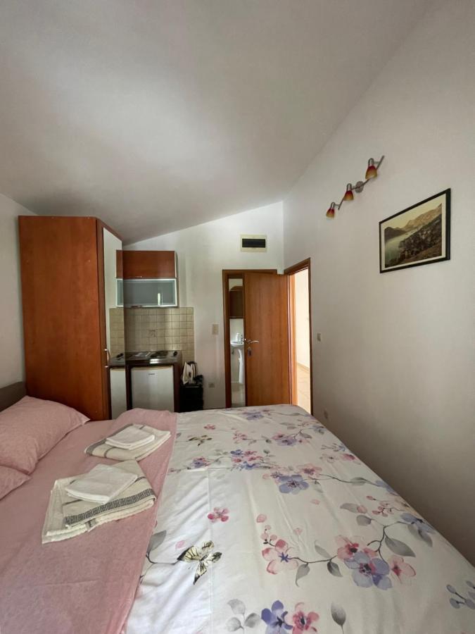 Apartments Manojlovic Budva Exterior foto