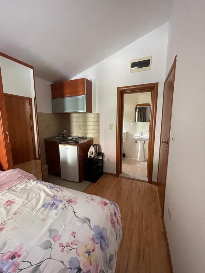Apartments Manojlovic Budva Exterior foto