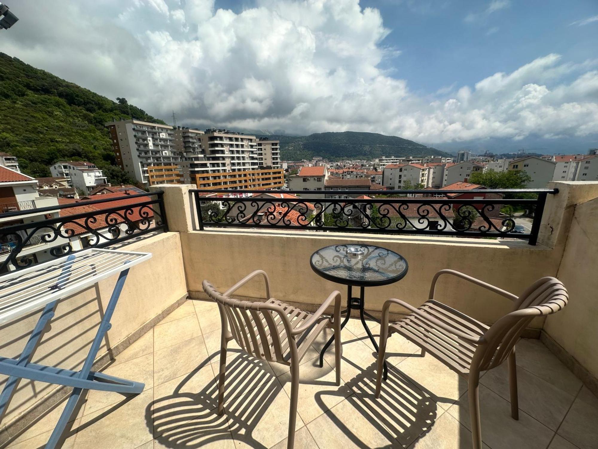 Apartments Manojlovic Budva Exterior foto