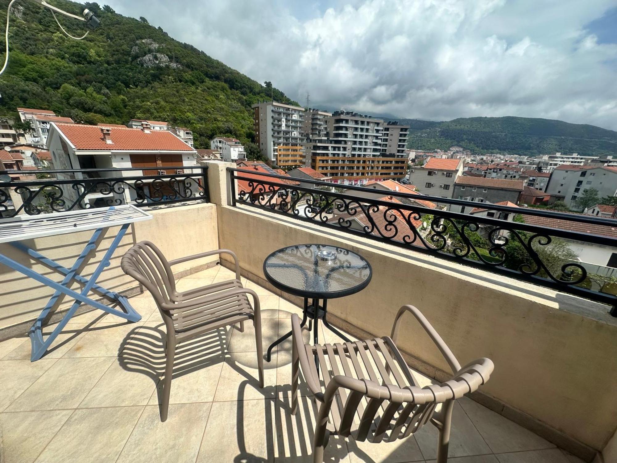 Apartments Manojlovic Budva Exterior foto